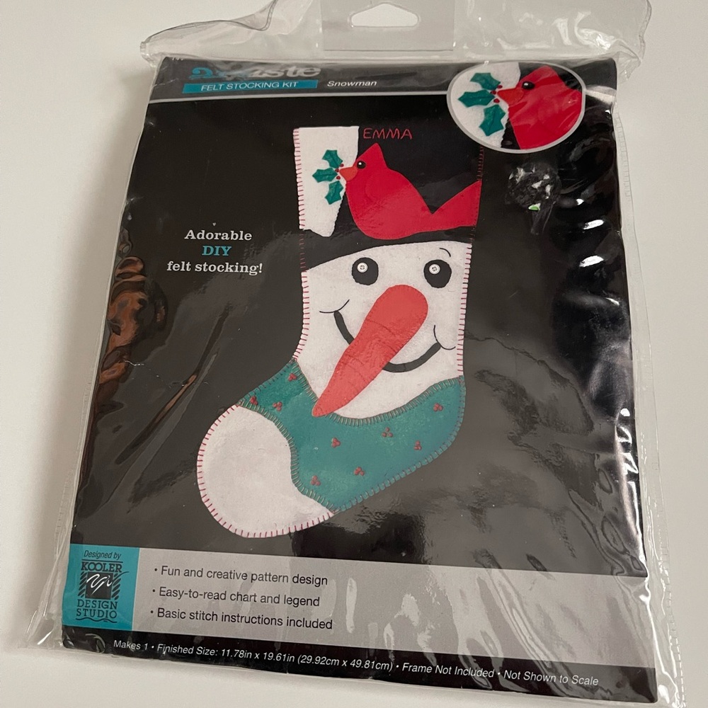 ✨Snowman Felt Stocking Kit - Red and Green✨